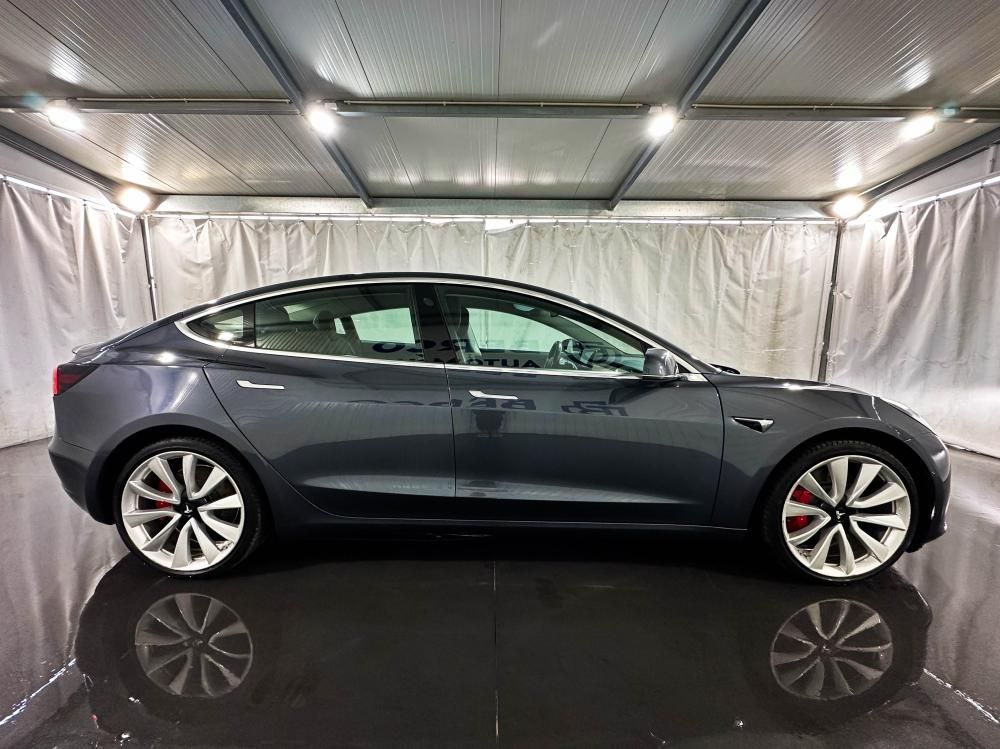 tesla-model-3-2019-eletrico-0cc