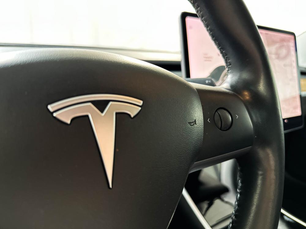 tesla-model-3-2019-eletrico-0cc