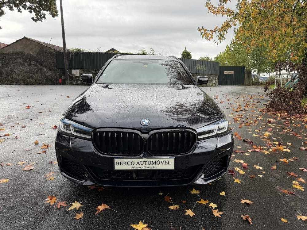 bmw-serie-5-2023-hibrido-a-gasolina-1998cc