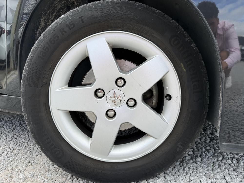 peugeot-207-2010-diesel-1398cc
