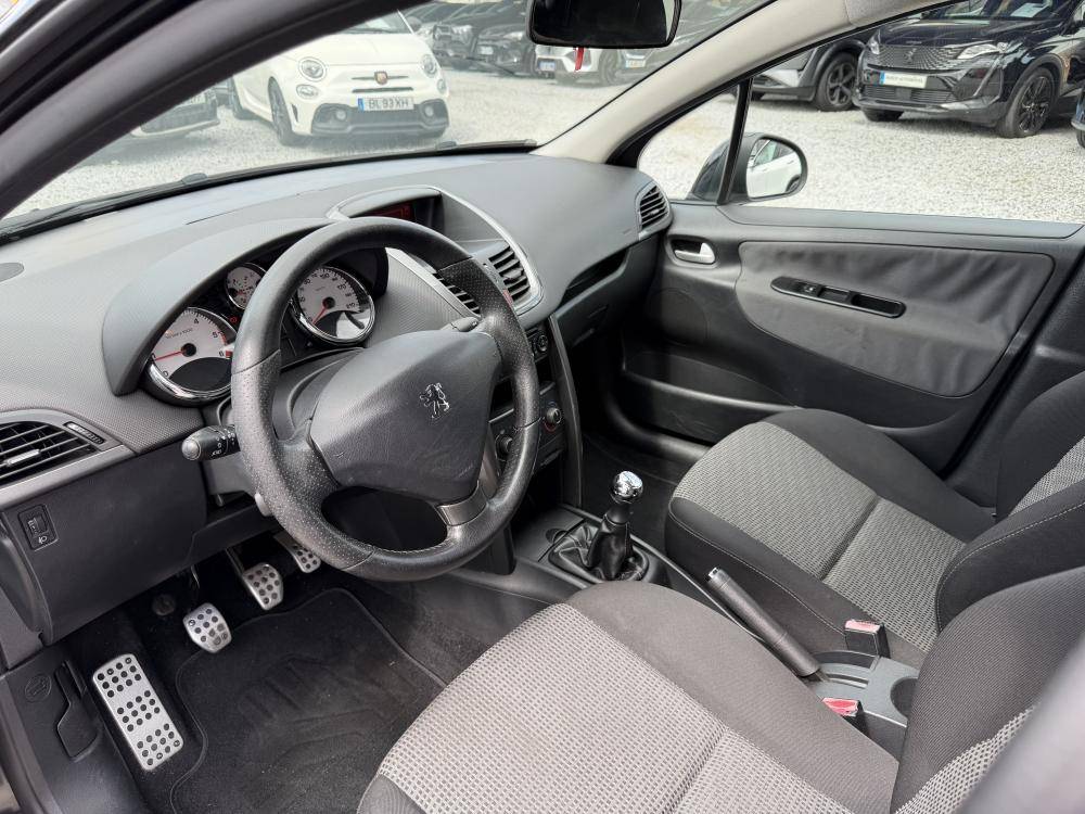 peugeot-207-2010-diesel-1398cc