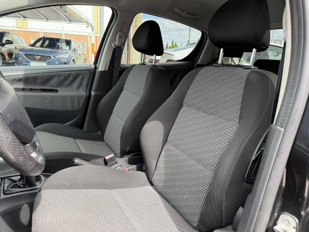 peugeot-207-2010-diesel-1398cc