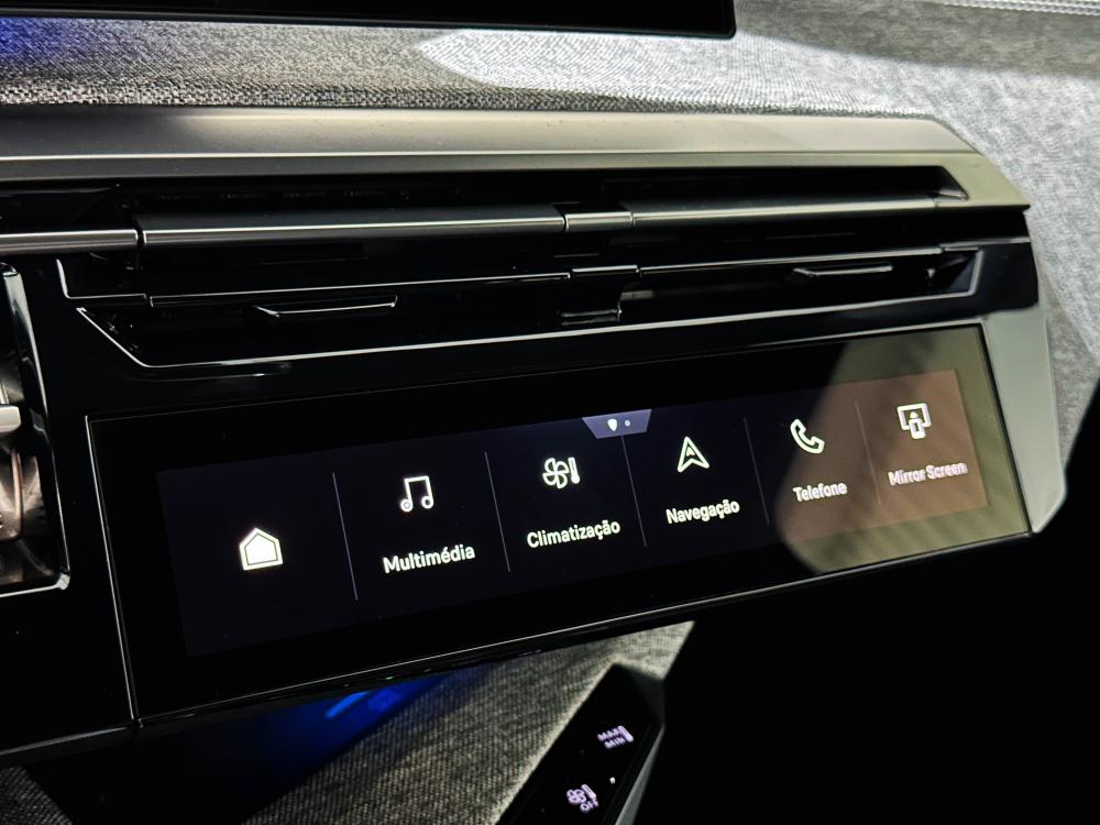 peugeot-e-3008-2024-eletrico-0cc