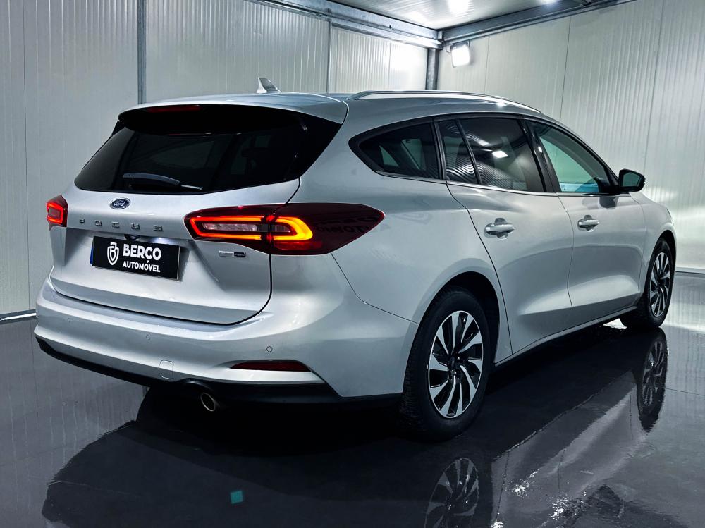 ford-focus-sw-2023-gasolina-999cc