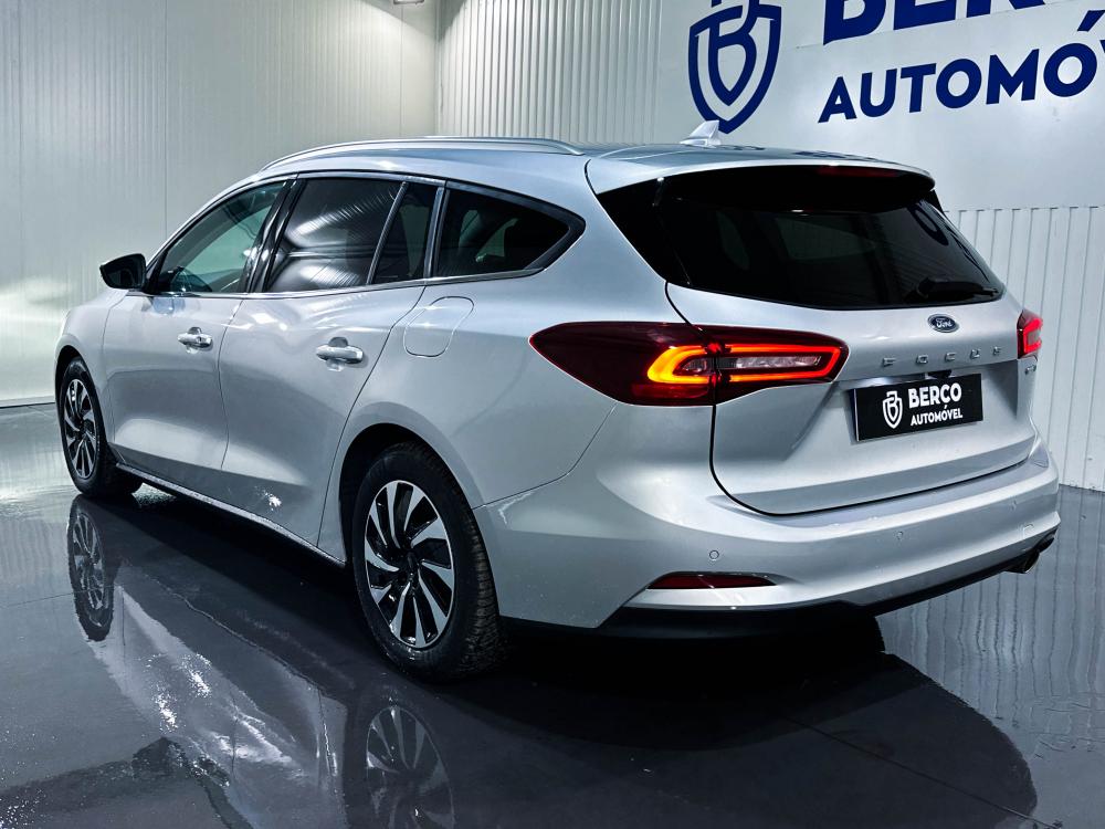 ford-focus-sw-2023-gasolina-999cc