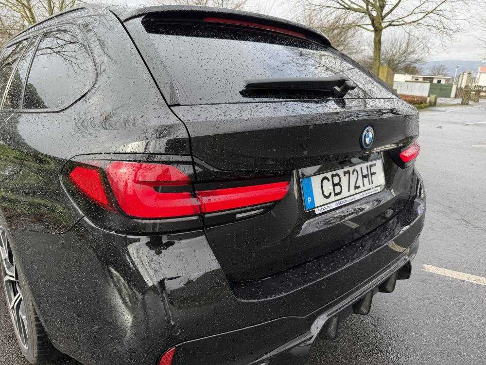 bmw-serie-5-2023-hibrido-a-gasolina-1998cc