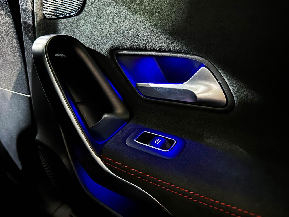mercedes-benz-classe-a-2021-hibrido-a-gasolina-1332cc