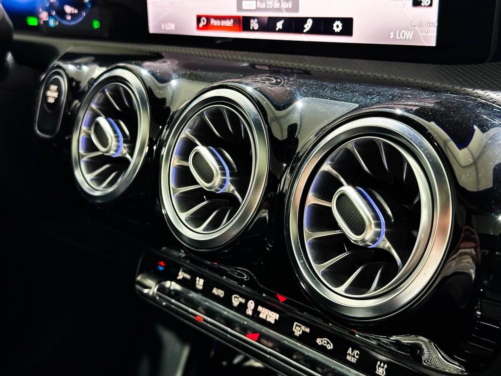 mercedes-benz-classe-a-2021-hibrido-a-gasolina-1332cc