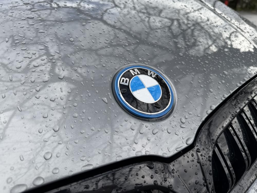 bmw-serie-3-2023-hibrido-a-gasolina-1998cc