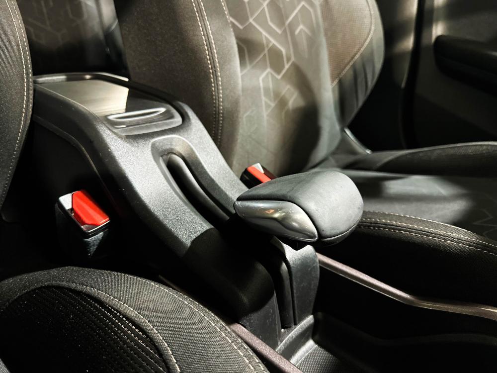 peugeot-2008-2014-diesel-1560cc