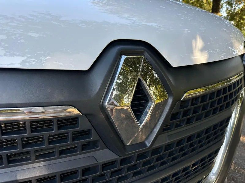 renault-master-2023-diesel-2299cc