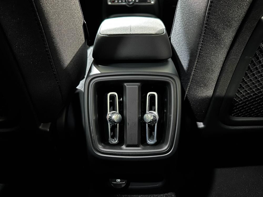 volvo-c40-2023-eletrico-0cc