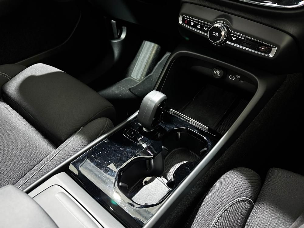 volvo-c40-2023-eletrico-0cc