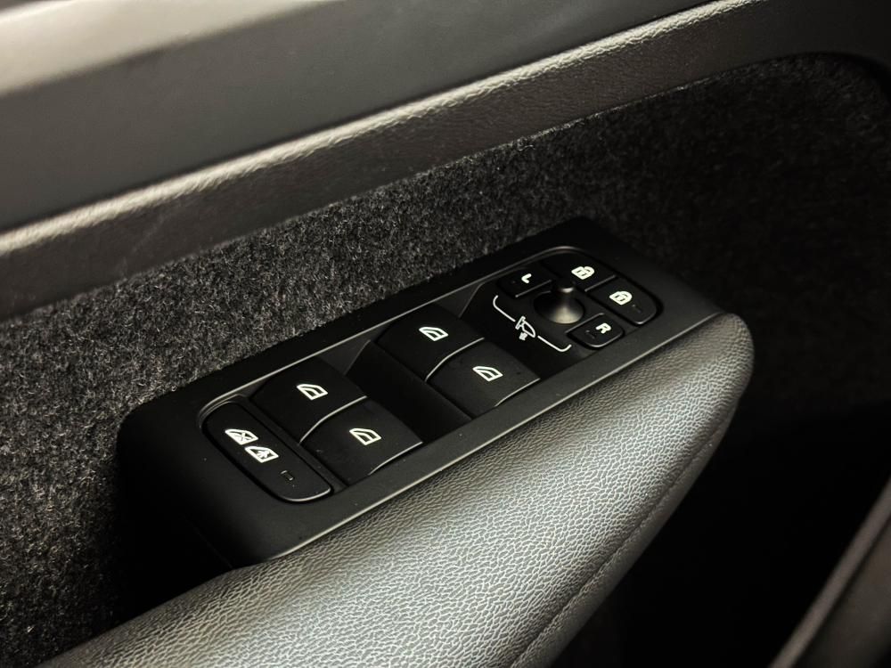 volvo-c40-2023-eletrico-0cc
