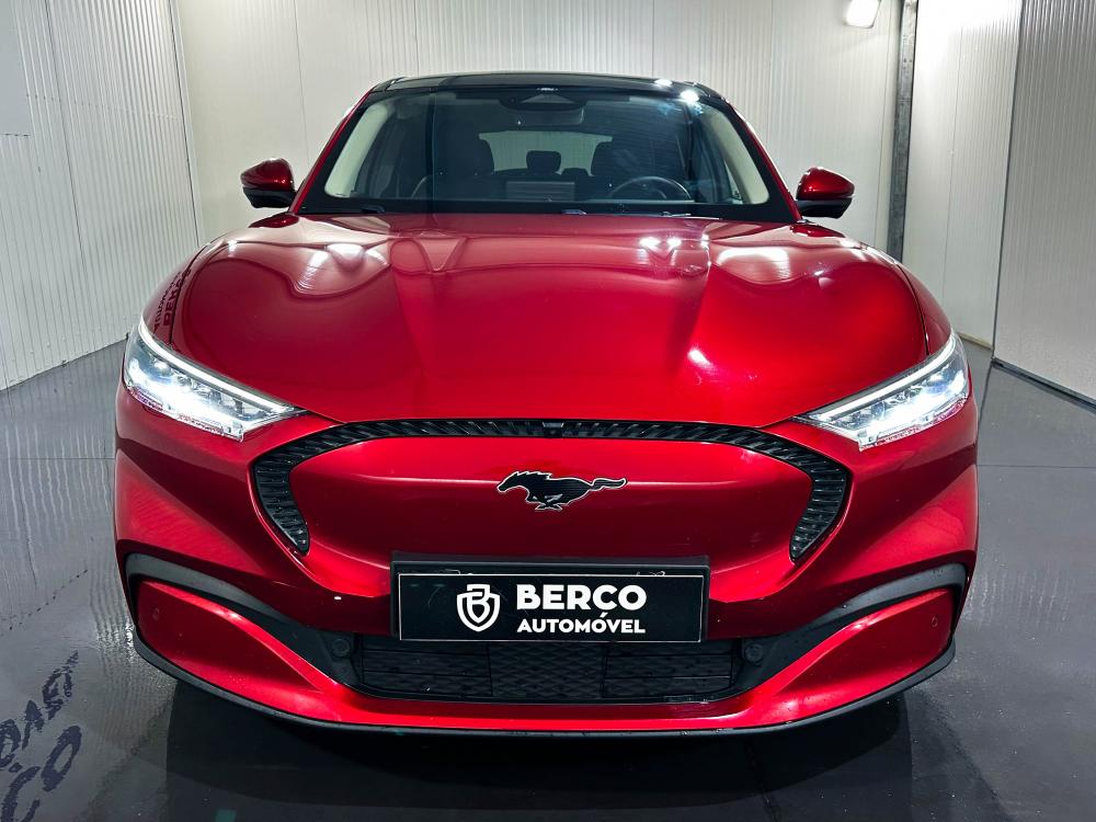 ford-mustang-mach-e-2021-eletrico-0cc