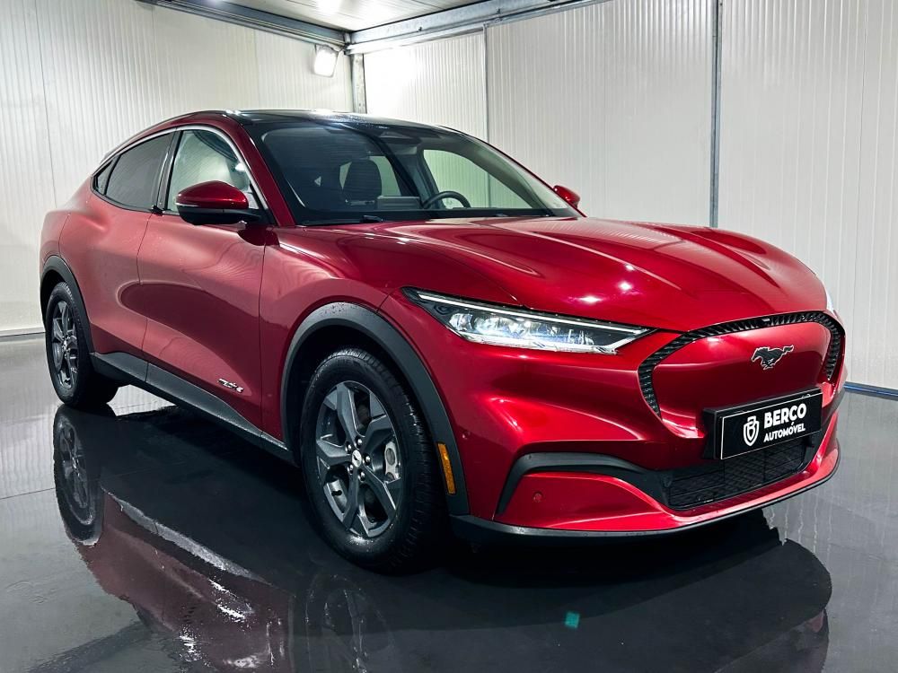 ford-mustang-mach-e-2021-eletrico-0cc
