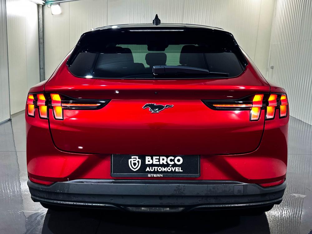 ford-mustang-mach-e-2021-eletrico-0cc