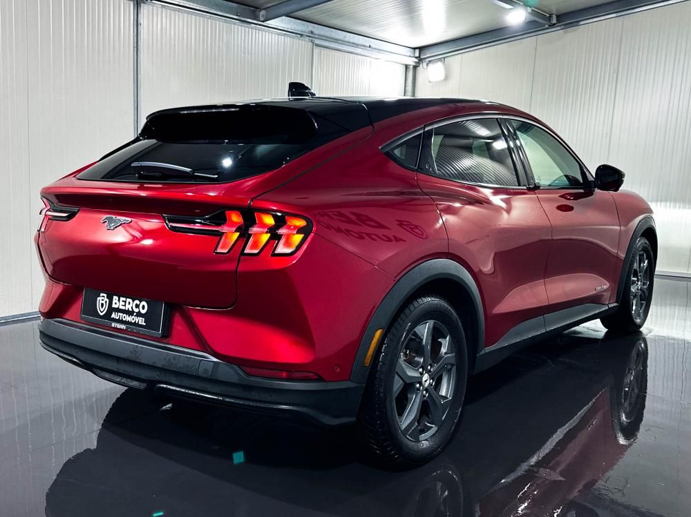 ford-mustang-mach-e-2021-eletrico-0cc