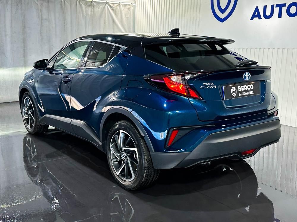 toyota-c-hr-2023-hibrido-a-gasolina-1798cc