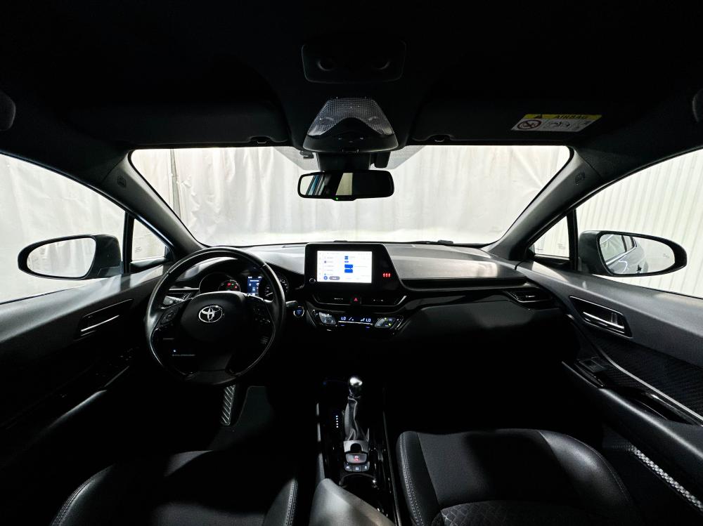 toyota-c-hr-2023-hibrido-a-gasolina-1798cc
