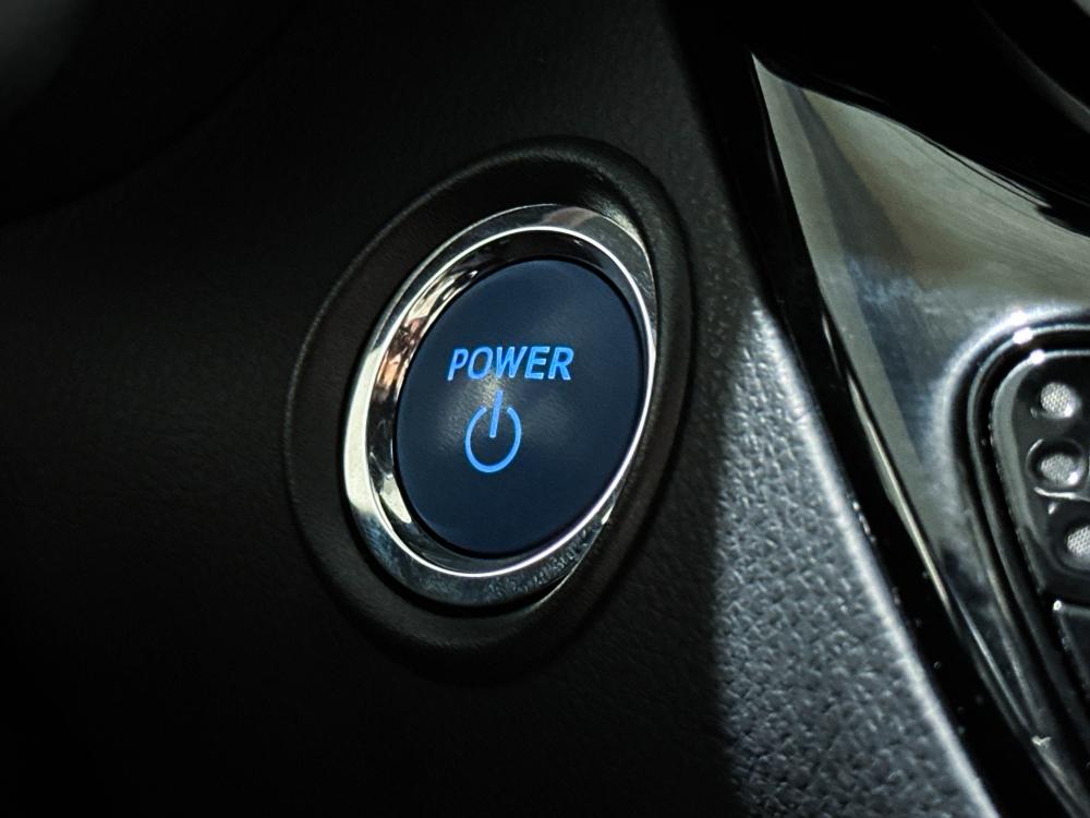 toyota-c-hr-2023-hibrido-a-gasolina-1798cc
