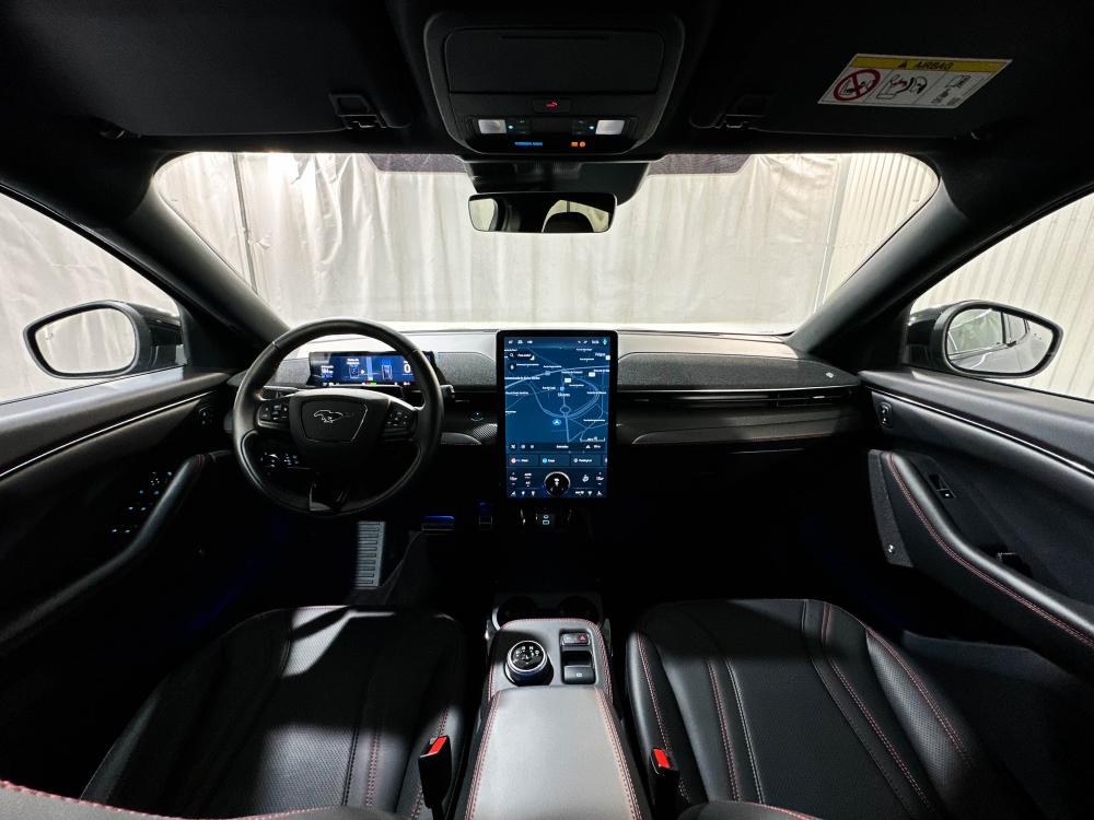 ford-mustang-mach-e-2023-eletrico-0cc