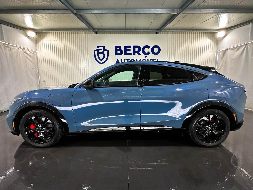ford-mustang-mach-e-2023-eletrico-0cc