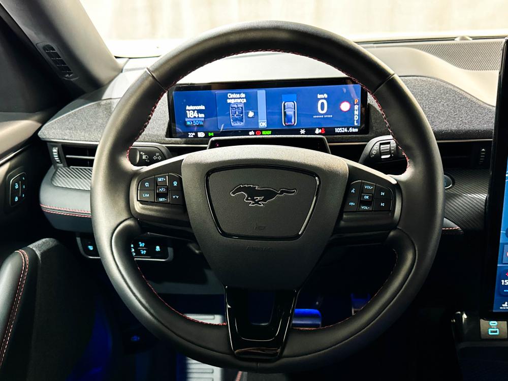 ford-mustang-mach-e-2023-eletrico-0cc