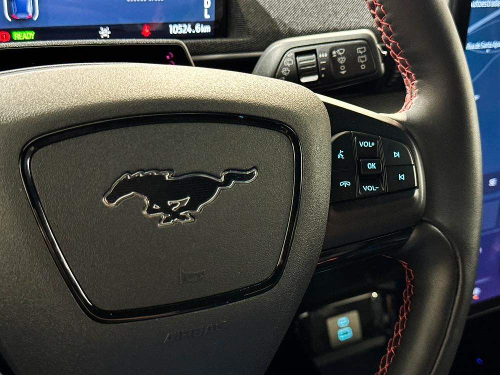 ford-mustang-mach-e-2023-eletrico-0cc