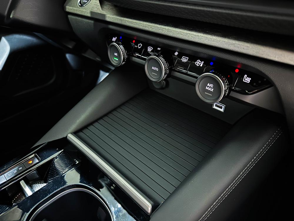 citroen-c5-x-2023-hibrido-a-gasolina-1598cc