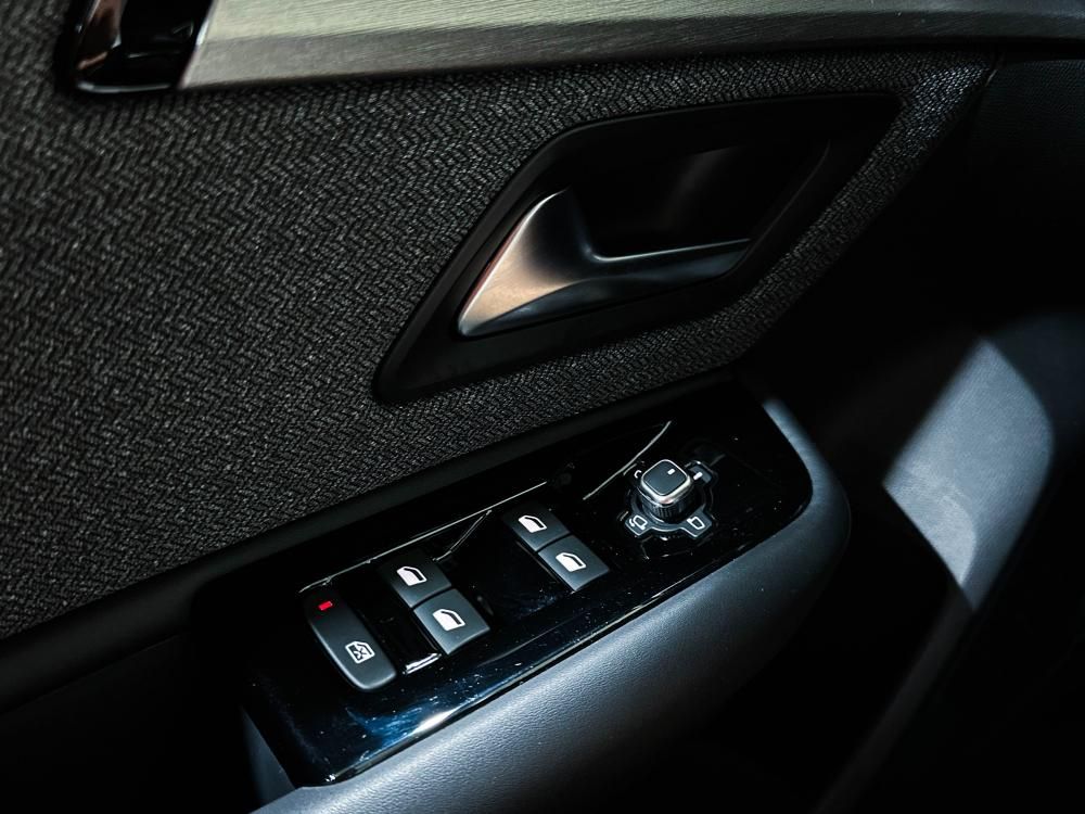 citroen-c5-x-2023-hibrido-a-gasolina-1598cc