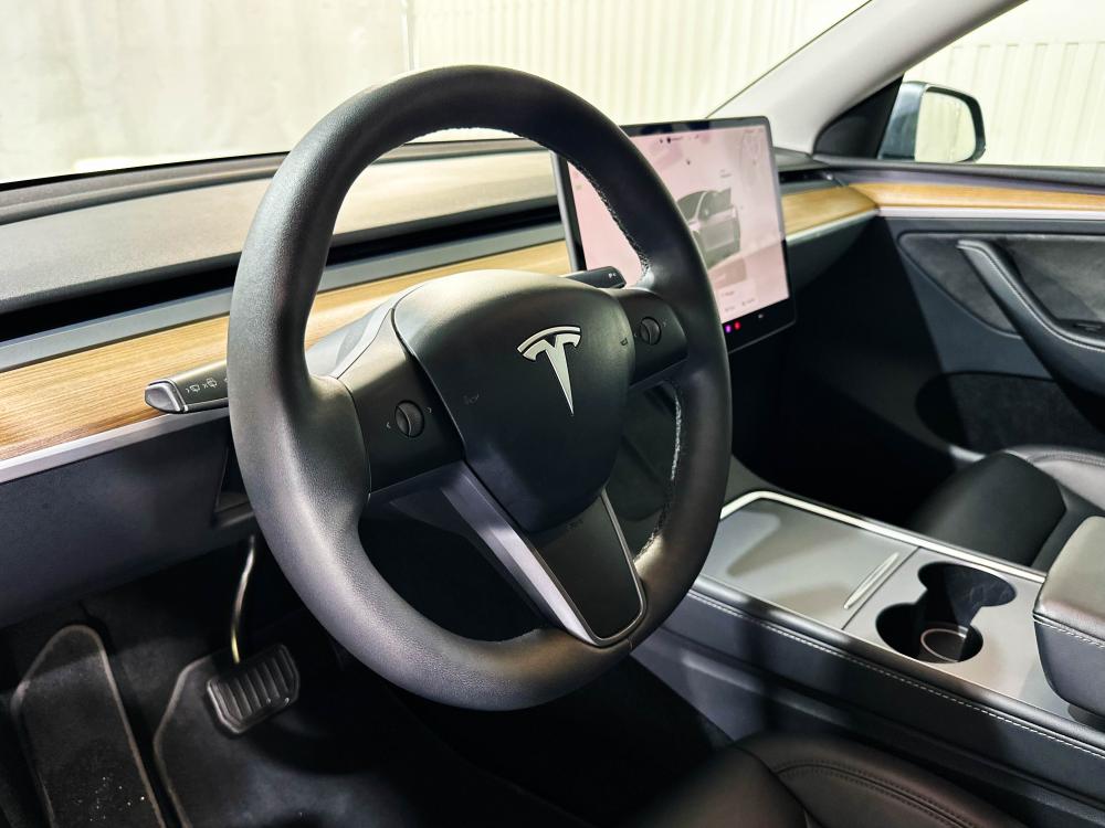 tesla-model-y-2023-eletrico-0cc