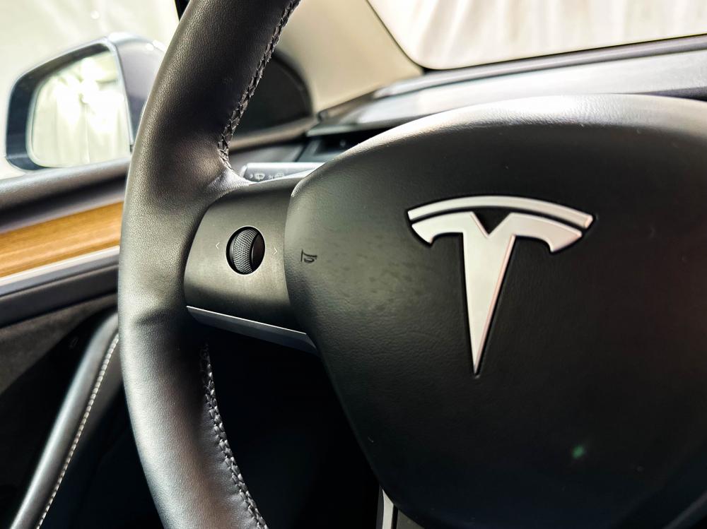 tesla-model-y-2023-eletrico-0cc