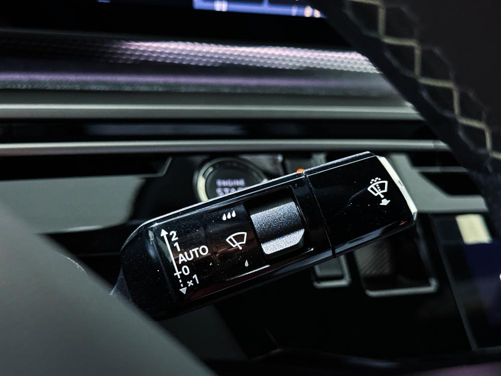 peugeot-e-3008-2025-eletrico-0cc