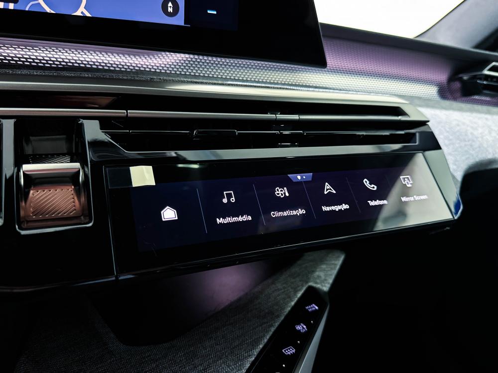peugeot-e-3008-2025-eletrico-0cc