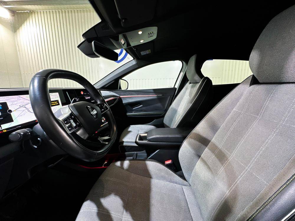 renault-megane-e-tech-2023-eletrico-0cc