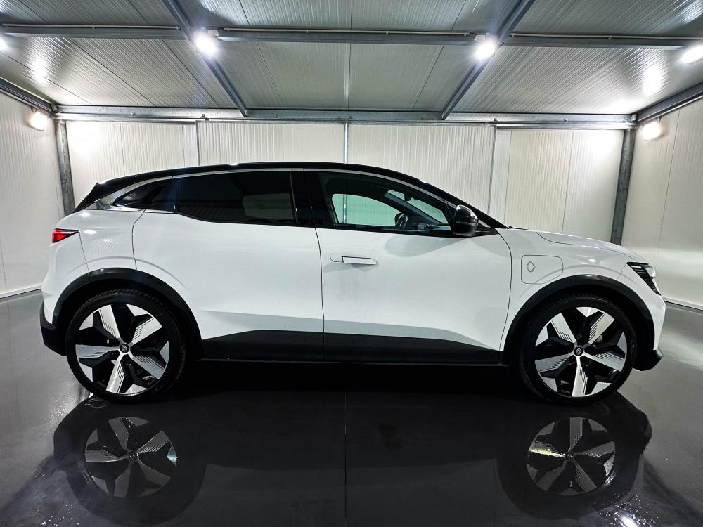 renault-megane-e-tech-2023-eletrico-0cc