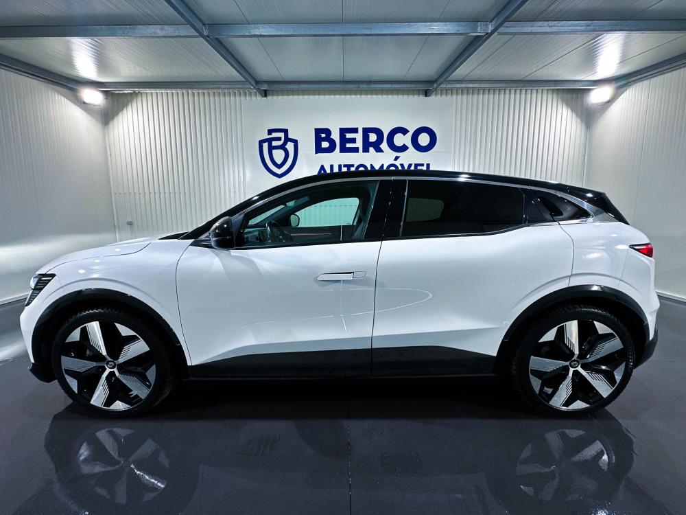 renault-megane-e-tech-2023-eletrico-0cc