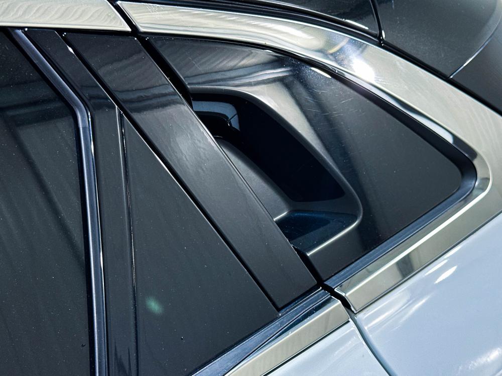 renault-megane-e-tech-2023-eletrico-0cc