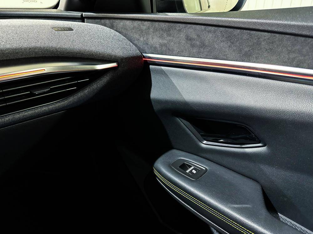renault-megane-e-tech-2023-eletrico-0cc