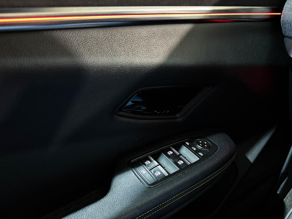 renault-megane-e-tech-2023-eletrico-0cc