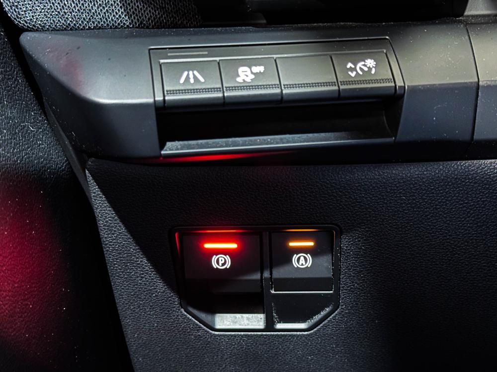 renault-megane-e-tech-2023-eletrico-0cc