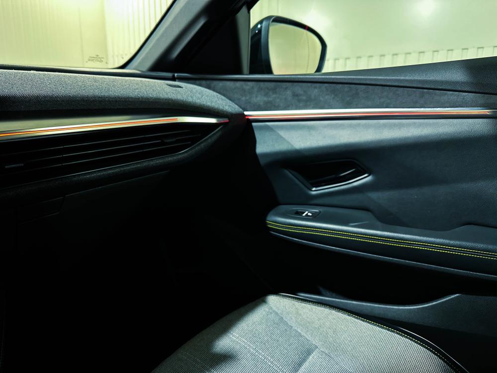 renault-megane-e-tech-2023-eletrico-0cc