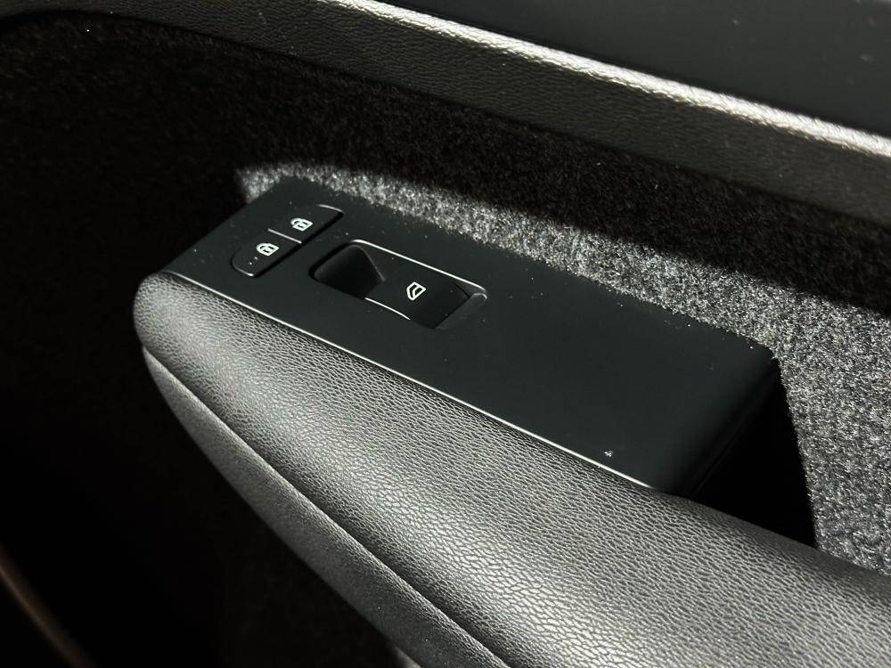 volvo-xc40-2023-eletrico-0cc
