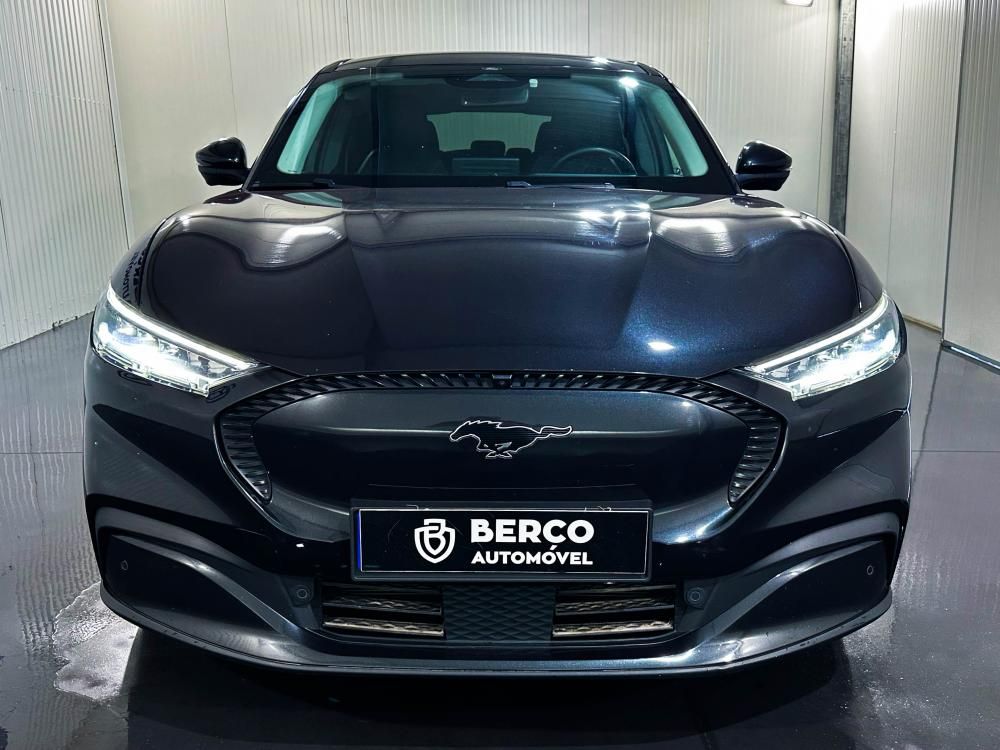 ford-mustang-mach-e-2023-eletrico-0cc