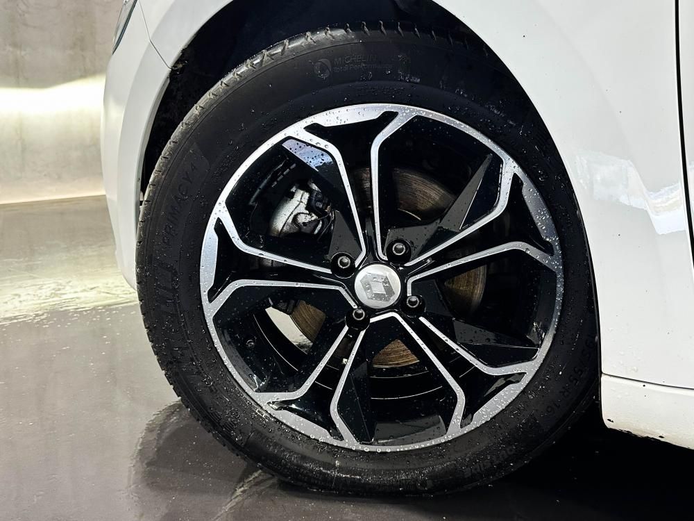 renault-clio-2021-hibrido-a-gasolina-1598cc