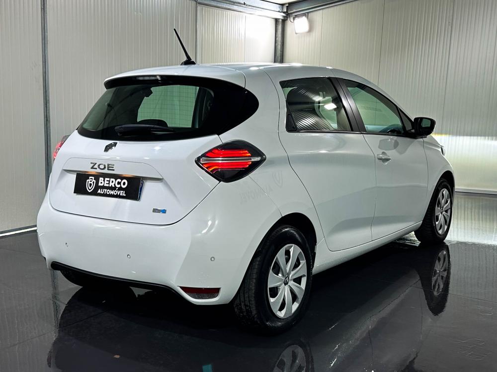 renault-zoe-2021-eletrico-0cc
