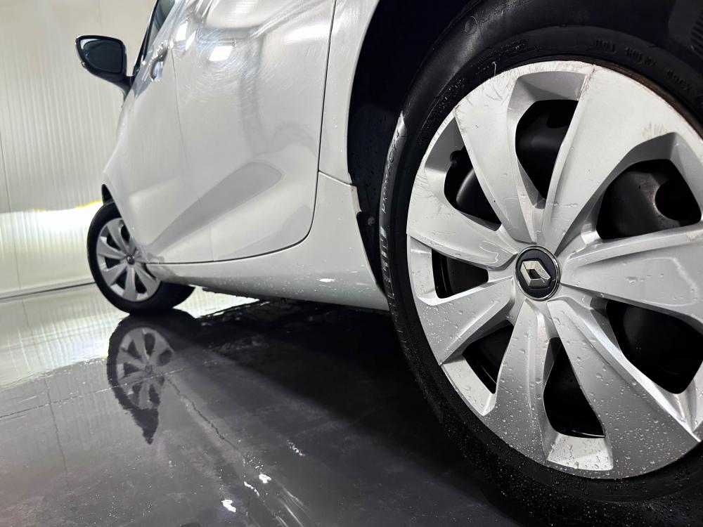 renault-zoe-2021-eletrico-0cc