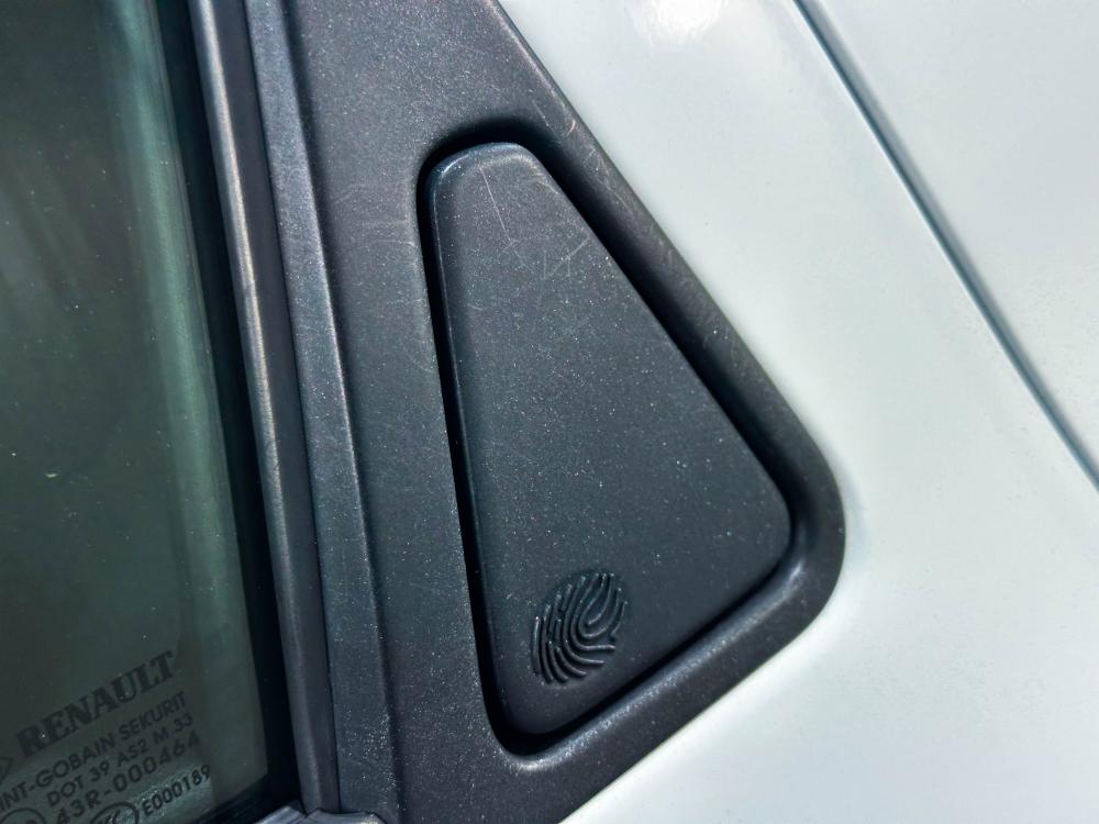 renault-zoe-2021-eletrico-0cc