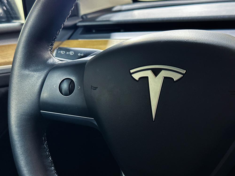 tesla-model-y-2023-eletrico-0cc